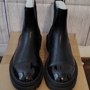 Steve Madden Women's Mayslie Boots Size 6